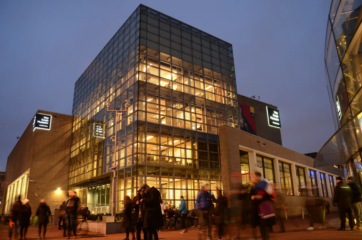 Van Gogh Museum — Rietveld building exterior, Museumplein