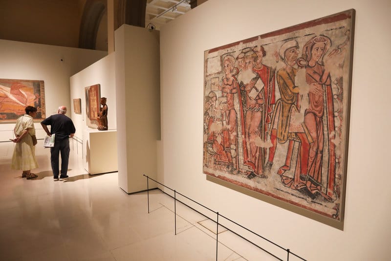 MNAC Romanesque Collection Guide — What to See and Why It Matters