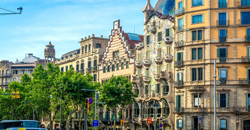 Barcelona Museum Pass 2026: Articket vs Barcelona Card — Which One?