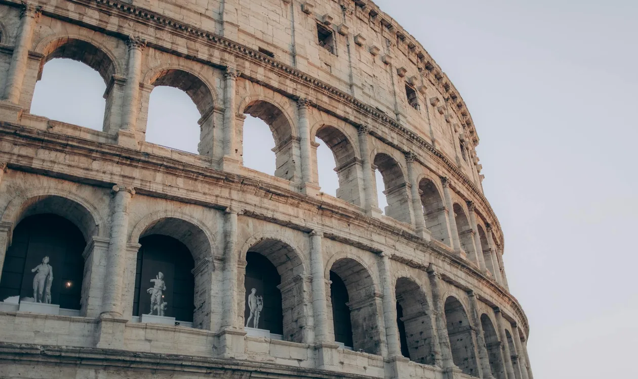 Best Time to Visit the Colosseum (2026): Hour, Day, Season, Night