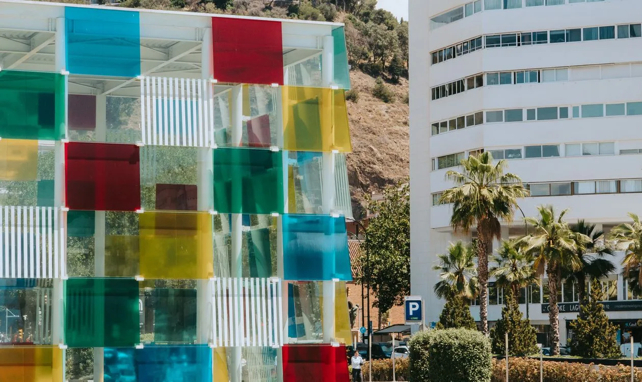 El Cubo, the Centre Pompidou Málaga glass cube on the port