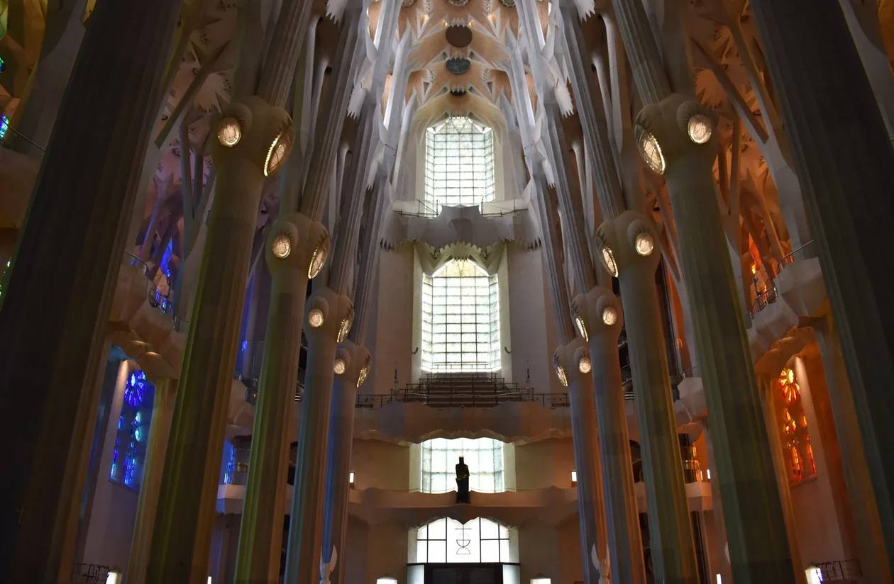 Is Skip-the-Line Worth It at the Sagrada Família? (2026)